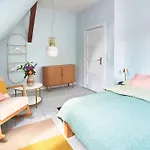 Gaestehaus Mit Seminarraum * Meezen