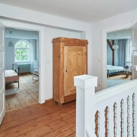 Gaestehaus Mit Seminarraum * Meezen