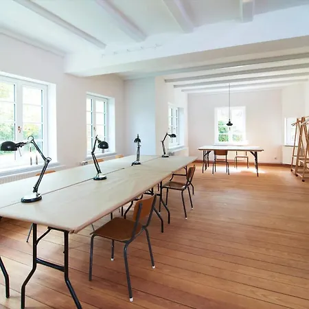بيت للعطل Gaestehaus Mit Seminarraum Meezen