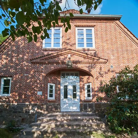 بيت للعطل Gaestehaus Mit Seminarraum Meezen